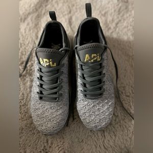 APL Techloom phantom